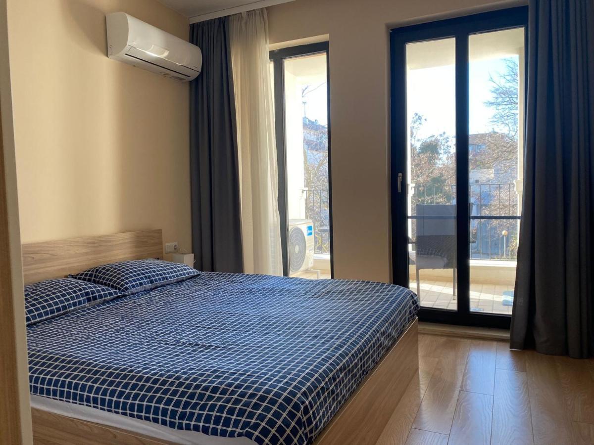 Brand New Apartment With Outdoor Swimming Pool Varna Eksteriør billede