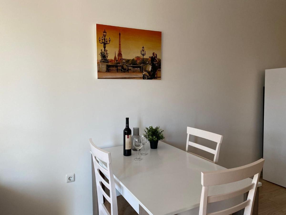 Brand New Apartment With Outdoor Swimming Pool Varna Eksteriør billede