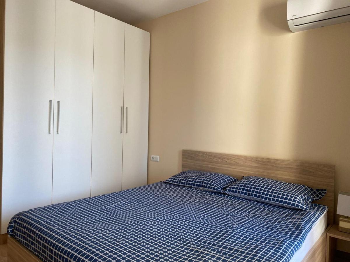 Brand New Apartment With Outdoor Swimming Pool Varna Eksteriør billede