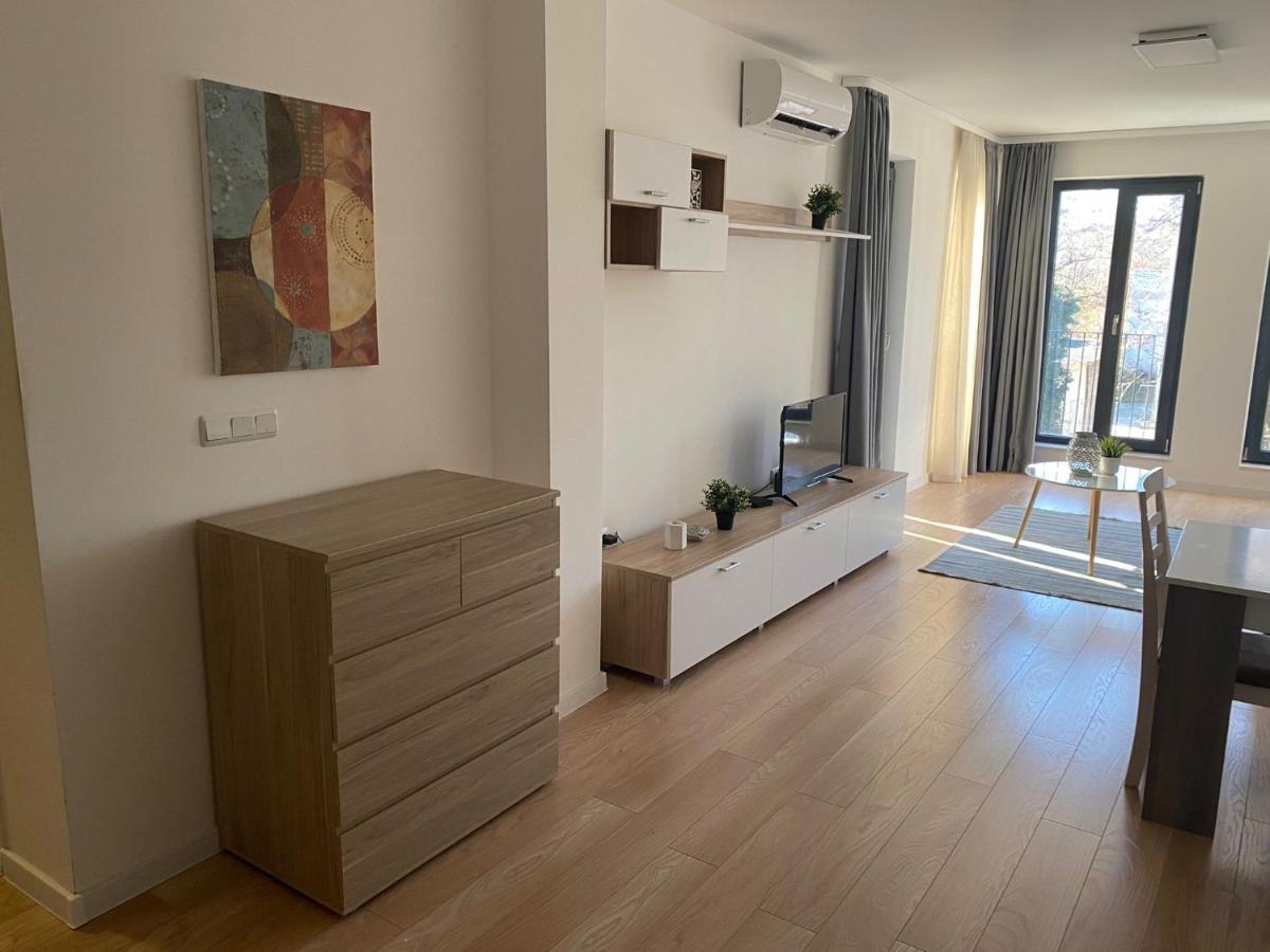Brand New Apartment With Outdoor Swimming Pool Varna Eksteriør billede
